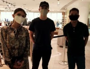 Maine Mendoza and Arjo Atayde spotted in a mall