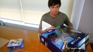 Matteo Guidicelli Reacts on Viral Video of PS4 Unboxing Mess
