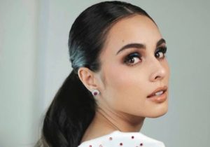 Max Collins Gives Birth to a Healthy Baby Boy Through Home Birth