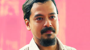 John Lloyd Cruz Spotted in Brightlight Office