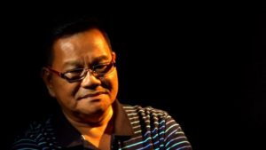 Direk Joel Lamangan