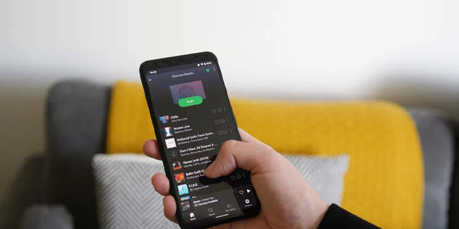 Spotify Now Allows Android, iOS Users To Set Custom Cover Images For