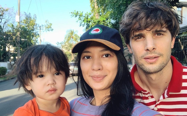 Isabelle Daza Reveals She's Pregnant With Second Child