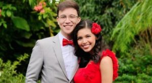 Maine Mendoza and Arjo Atayde