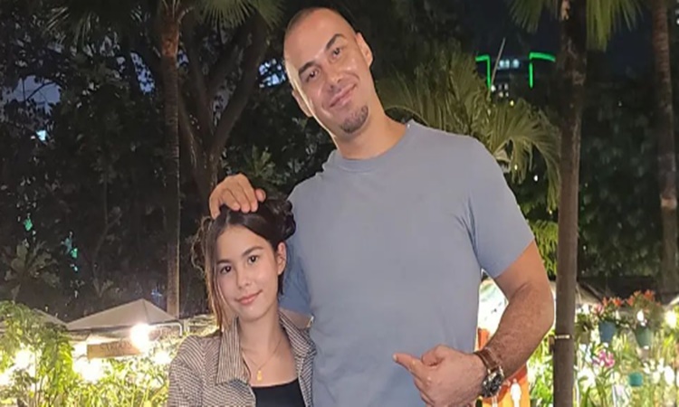 Doug Kramer Shares Father-daughter Pics From Kendra’s Birthday Party