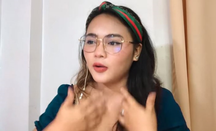 Lady Netizen