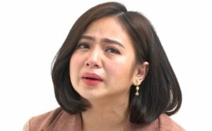 Ella Cruz