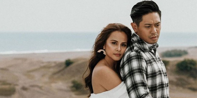 Nikki Valdez and Husband Mark 4th Wedding Anniversary