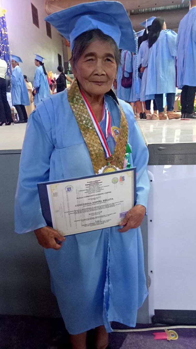 83-Year-Old Grandma Fulfills Dream to Graduate From High School