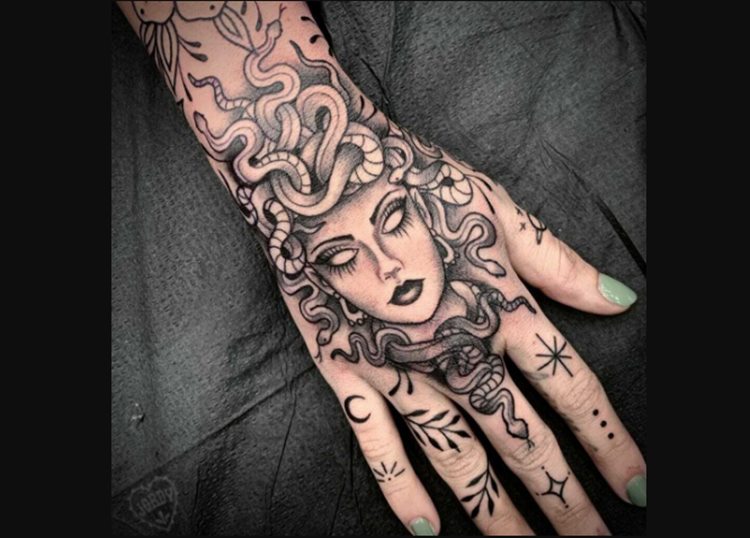 Medusa Tattoo Meaning & Sentence Examples
