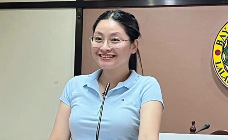 Bamban Mayor Alice Guo Gets Support From Tarlac Officials| Newspapers