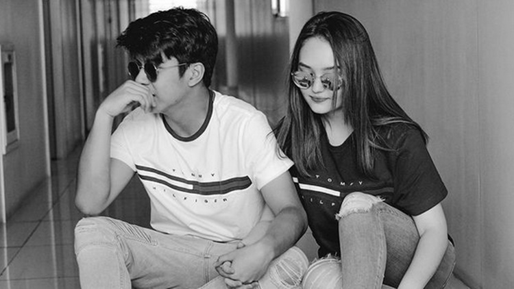 Nash Aguas, Mika dela Cruz