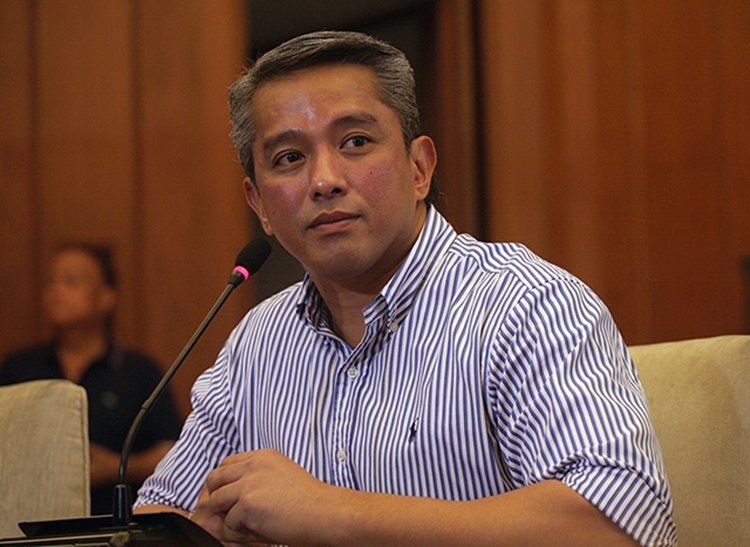 Jonvic Remulla
