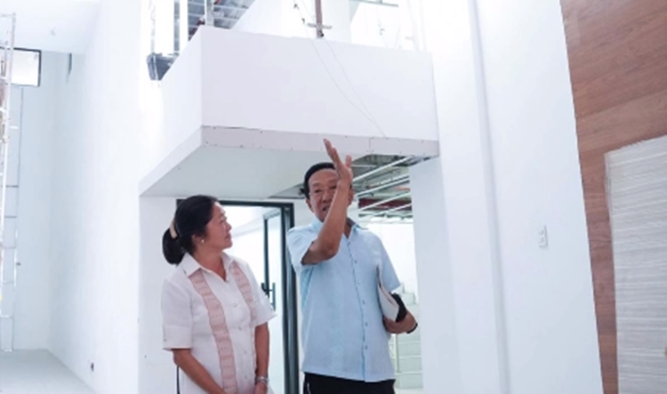 First Lady Liza Marcos, Former DPWH Secretary Manuel Bonoan
