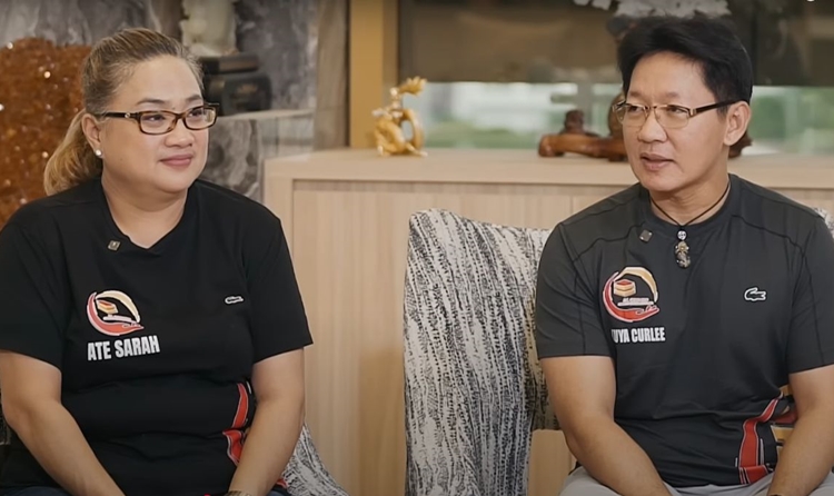 Sarah, Curlee Discaya