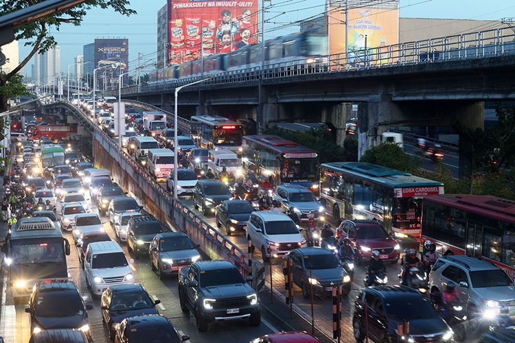 Traffic-vehicle-edsa